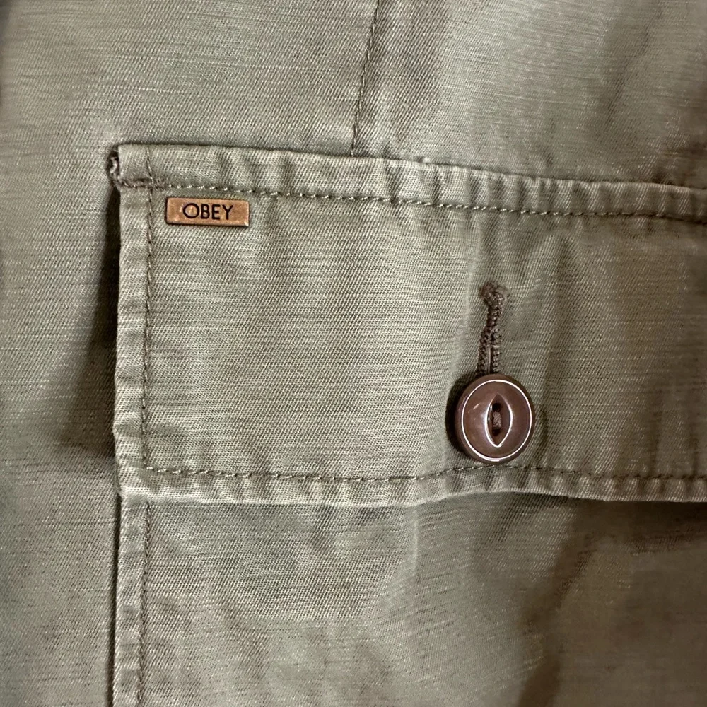 Obey Shacket/Overshirt Women Small Military Green/Cross Embr Button Up - Picture 6 of 6